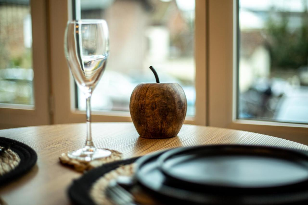 Suite Indus - Jardin, Netflix Et Parking - Le Manoir Aux Pommes Orbec Eksteriør billede